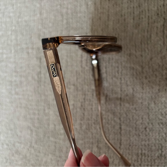 WearMe Pro Tate Sunglasses - Picture 4 of 7